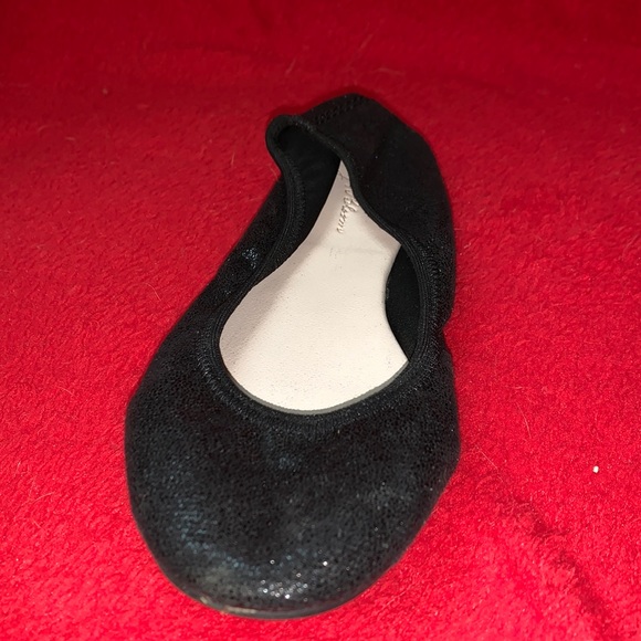 KIDS SPARKLY BLACK FLATS - Picture 1 of 5